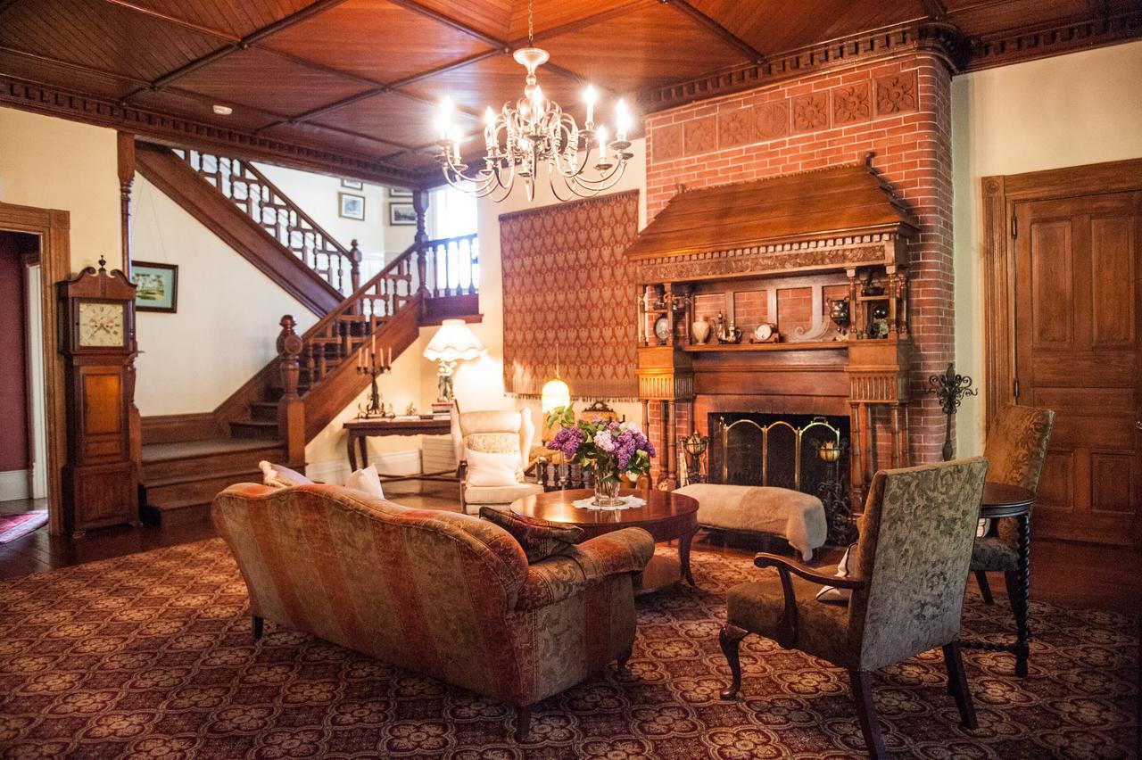 Grand Victorian Bed and Breakfast Niagara Falls Eksteriør billede