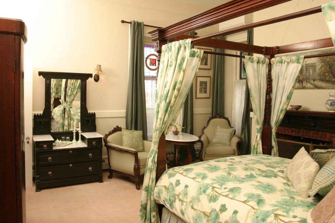 Grand Victorian Bed and Breakfast Niagara Falls Eksteriør billede